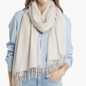 CRISTINA CHITI Cream Herringbone Fringed Wool & Cashmere Scarf Made in Ita…